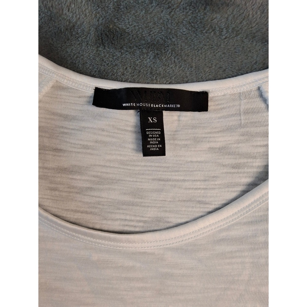 White House Black Market XS White Slub Knit Layered Flutter Sleeve Scoop Neck T - Picture 4 of 8